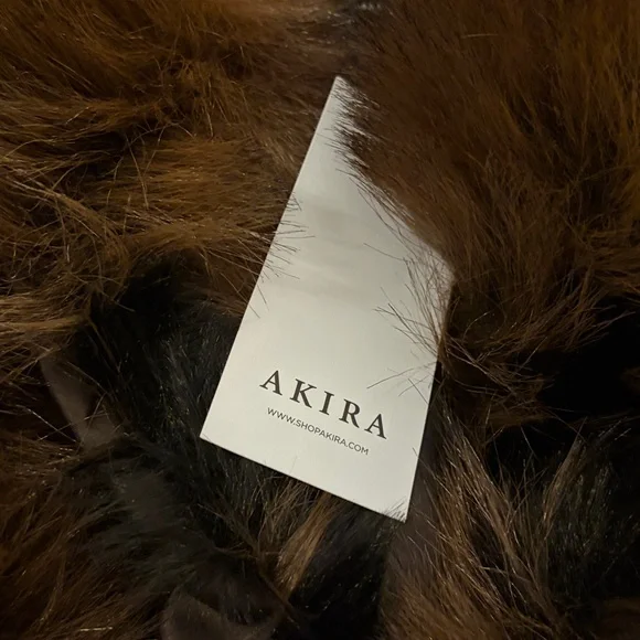 AKIRA TELLURIDE FAUX FUR IN BROWN Size L/XLL/XL - Picture 6 of 6